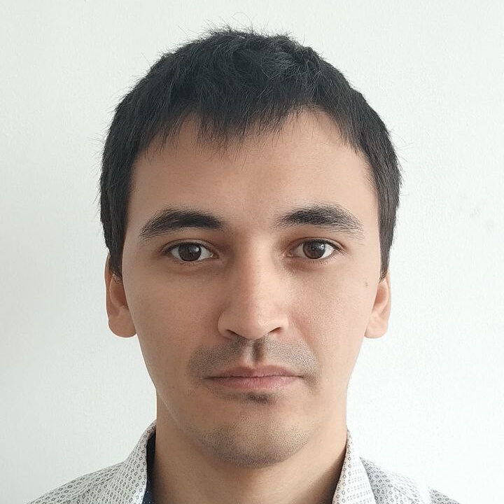 Алишер Елюбаев фотосуреті