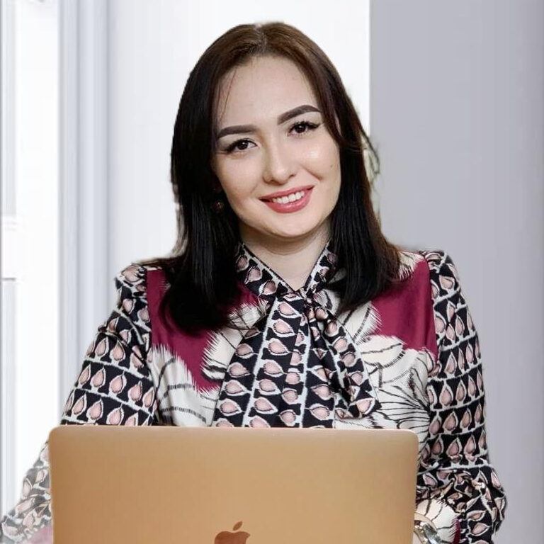 Карина Сулейманова фотосуреті