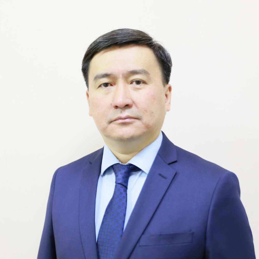 Уалихан Уаисов фотосуреті