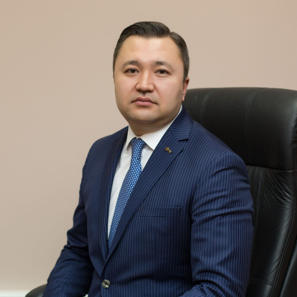 Руслан Кәкім фотосуреті